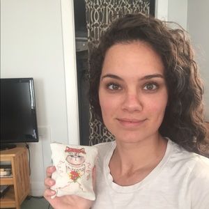 Meet your Posher, Nadine